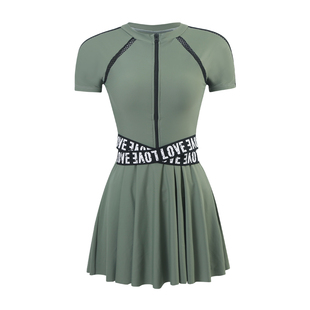 大码泳衣女款保守分体胖mm泡温泉遮肚显瘦遮肉裙式运动高级感泳装