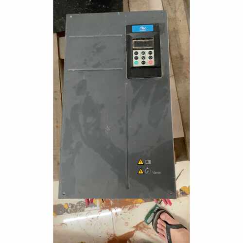 议价变频器MD290T55G75P5575KW原装拆维修
