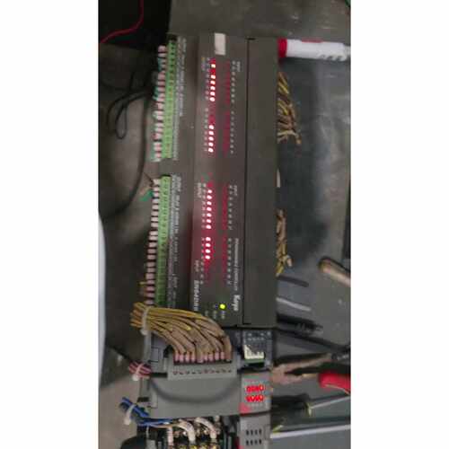 询价光洋PLC SN64DR-B3，，通电显示正常，成色
