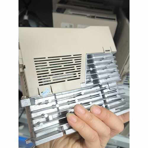 议价驱动器 SV-X2EA040A-A 220V 400W适用