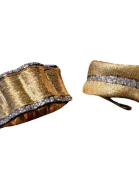 织纹雕金 芭蕉叶拉丝锆石戒指 古董感 镀18K金 褶皱裙摆锆石戒指