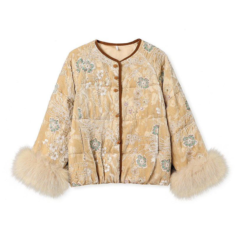 新中式狐毛袖口珠片绣花羽绒服