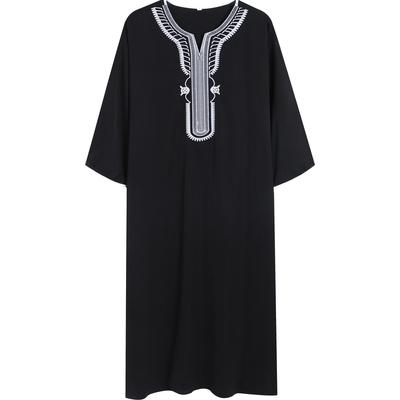 中东迪拜男士长袍刺绣民族服饰