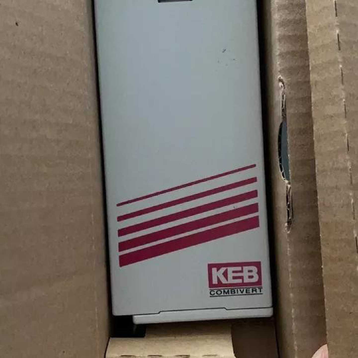 议价14F5M1E-Y00D 变频器