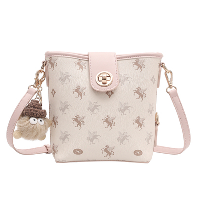 香港代购飞马水桶包包女式斜挎包