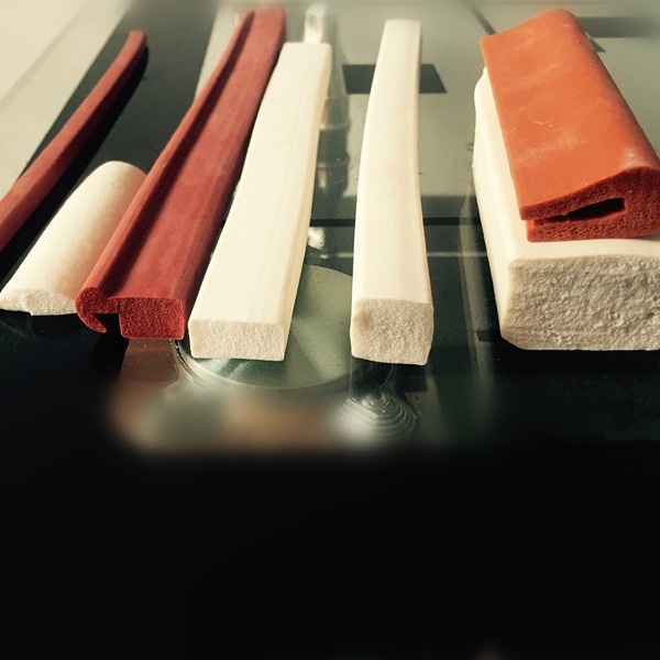 低密度硅橡胶发泡条硅胶发泡密封条 硅胶挤出条机械密封件