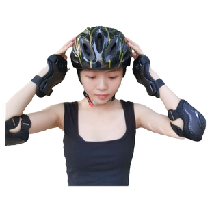 护具头盔七件套装男女带可调轮滑板安全帽骑自行车儿童溜冰鞋成人