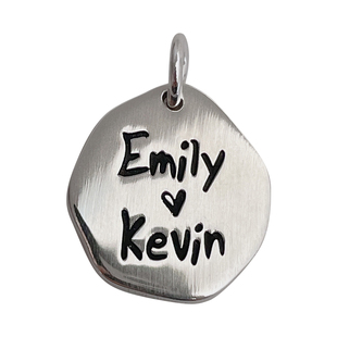 925纯银定制刻字不规则银饼吊坠原创小众手工情侣银牌纪念礼物