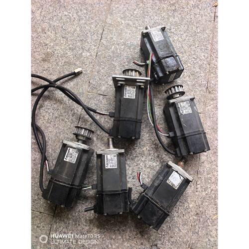 伺服电机HC-KFS43，400W，三相129V，2.3-询价