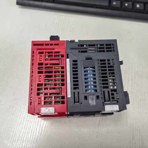 议价PLC L02CPU-CM，带电源模块L61P-CM，原适用