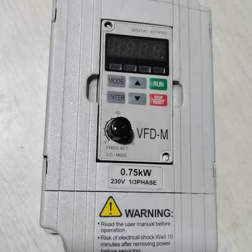 【询价】装柜新VFD007M21A适用