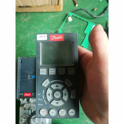 议价丹佛斯变频器LCP102显示器301/302/102操作控制面板键盘130B1