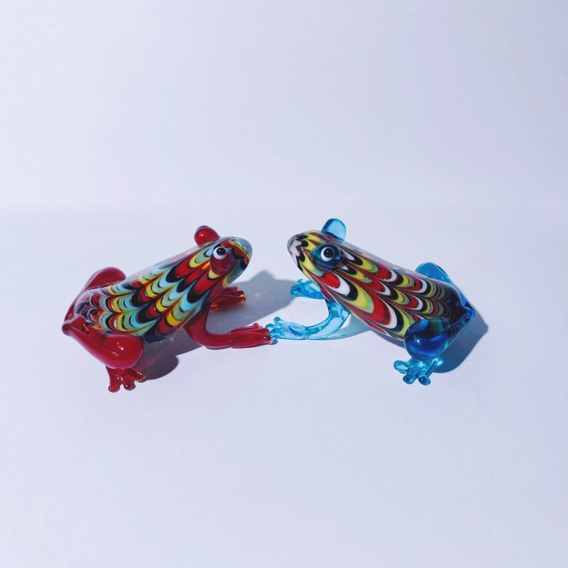 可爱玻璃青蛙小摆件琉璃桌面景观微装饰动物卡通装饰盆栽