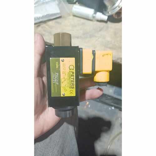 询价PETERS压力开关P0235P库存1个，具体看详图图片里面
