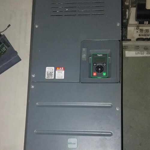 议价施耐德变频器ATV610C11N4，110KW，三相380-维修
