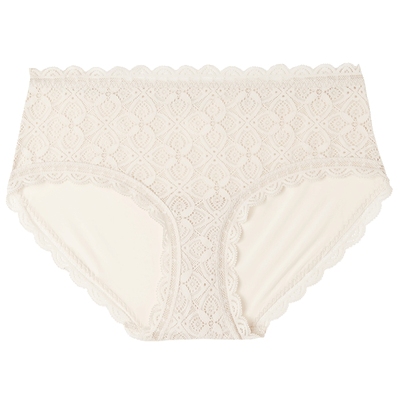 女士时尚风花边三角裤