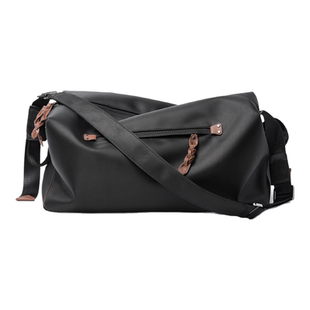 Clean Knоck男包单肩包运功背包男斜挎包大容量邮差包大包斜背包