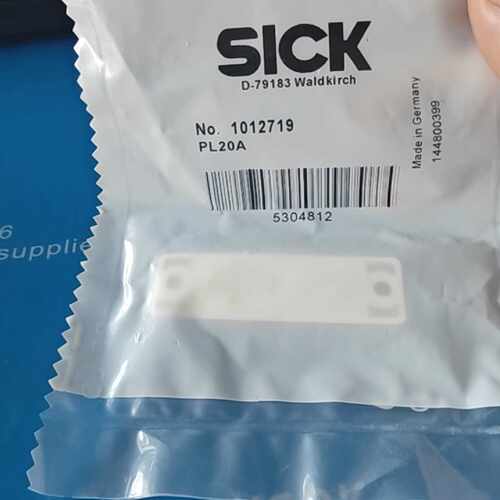 下单前咨询全新正品SICK西克反光板，型号PL20A，货号101271