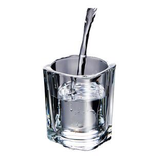 玻璃小酒杯白酒杯家用酒盅小号2两1一口杯创意加厚子弹分酒器套装