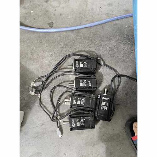 询价安川电机 SGMMS-04ADC6S 400W质量保证