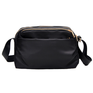 斜挎包女夏季百搭多层包包休闲防水布包纯色横款拉链包轻便帆布包