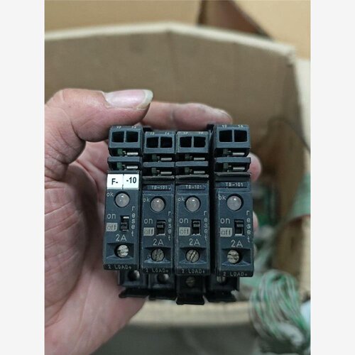 询ETA断路器ESX10TB101DC24V2A