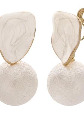 蓝色不规则三角形蚊香盘耳夹