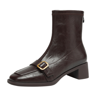 达芙妮方头棕色瘦瘦小短靴2026新款秋冬季加绒女款皮靴子马丁女靴