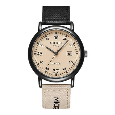 手表男生学生考试日常只看时间