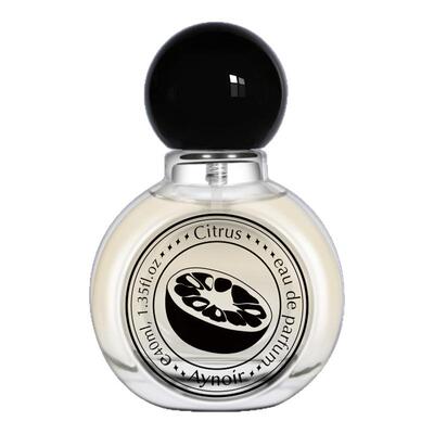 AYNOIR喷上就是一颗行走的大橘子