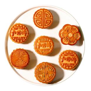 卢师傅椰蓉五仁月饼传统黑芝麻花生椒盐酥皮巧克力蔓越莓中秋月饼