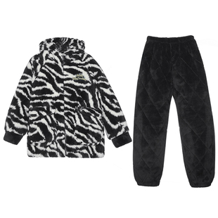 可人儿睡衣女冬季三层夹棉加厚加绒保暖珊瑚绒连帽豹纹家居服套装