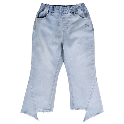 经典百搭八分牛仔裤子时尚