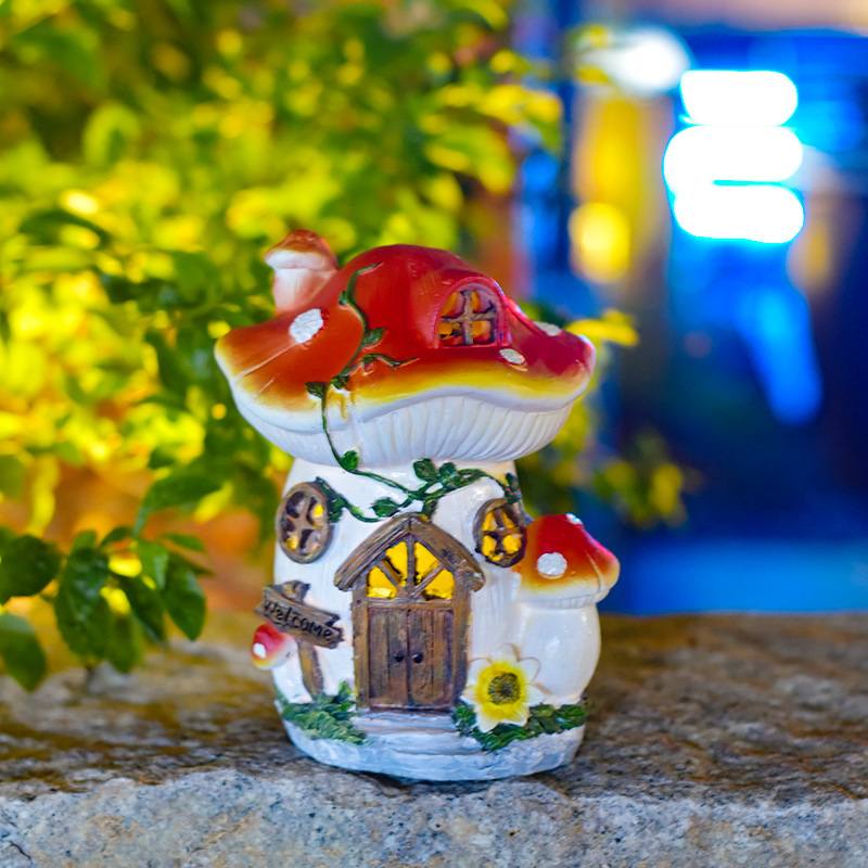 跨境太阳能雕像灯蘑菇树脂装饰灯庭院摆件花园房子工艺品蘑菇户外
