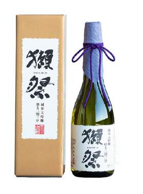 獭祭日本纯米大吟酿二割三分清酒