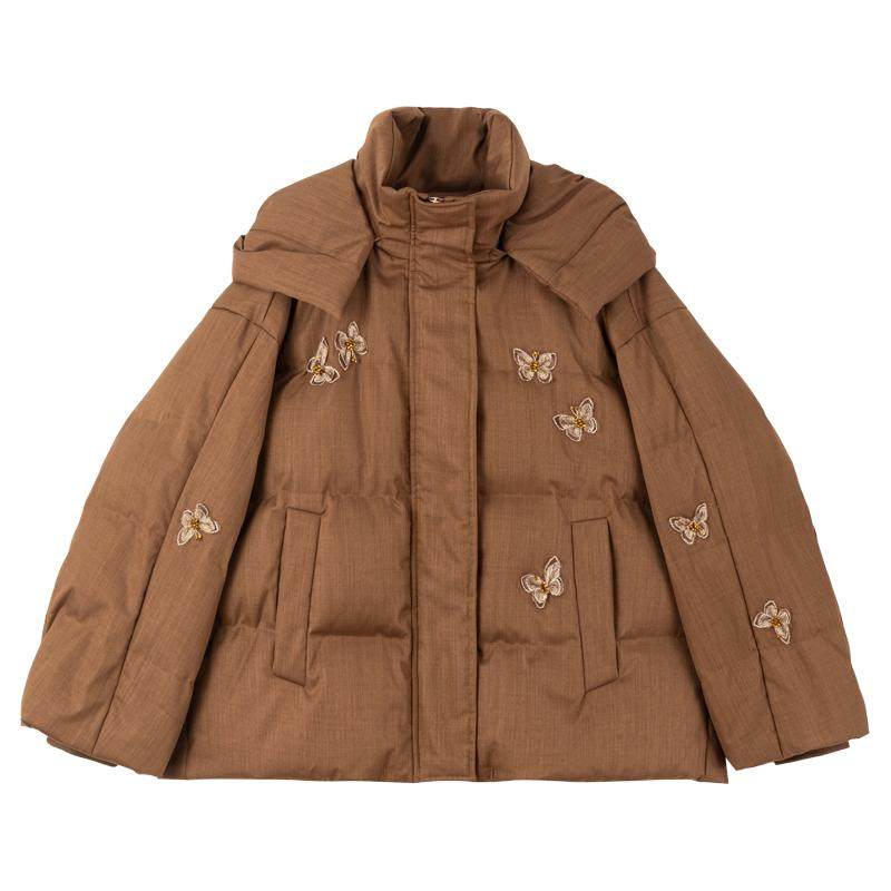 KEIKO量感复古风蝴蝶绣连帽棉服