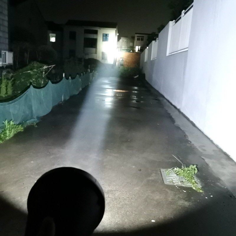 强光手电P50手电筒手持式探照灯充电L2T6大功率白光光LED黄