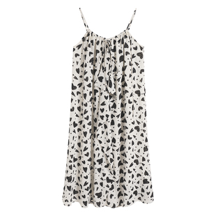 弥古黑色碎花吊带裙高级感海边度假连衣裙女夏薄款宽松沙滩裙长裙