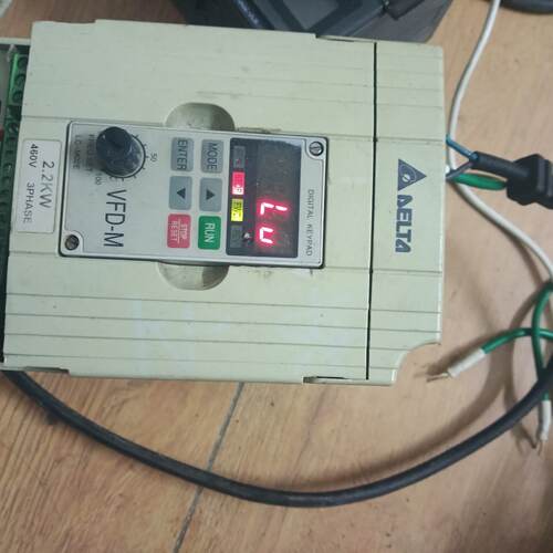 台达2.2kw变频器，VFD022M43B