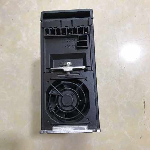 丹佛斯变频器0.75kwVLT2807PT4B20STR0