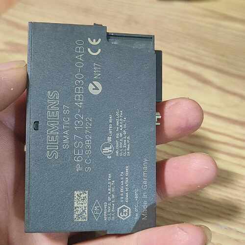 议价6ES71324BB300AB0顺丰包邮包好维修