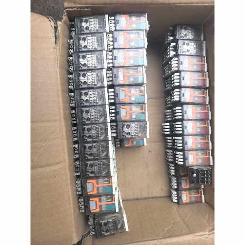 议价施耐德继电器RXM4AB1BD24VDC6A250V维修