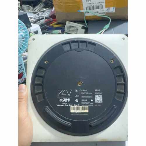 议价极米z4v投影仪外观看实拍图裸机无遥控无电源维修