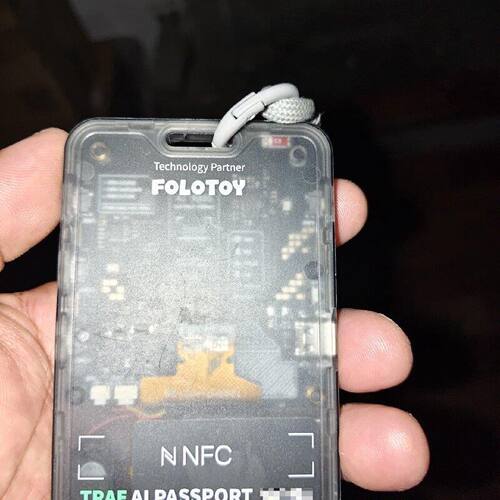 AI定制版护照FoloToy带NFC议价