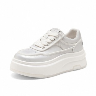 星期六爆款休闲百搭小白鞋女2025新款厚底增高女鞋轻便透气运动鞋