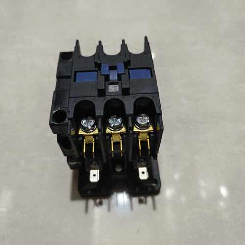 议价特定用途接触器XMC0-403-1ABC1R 220V辅助触头C03A01
