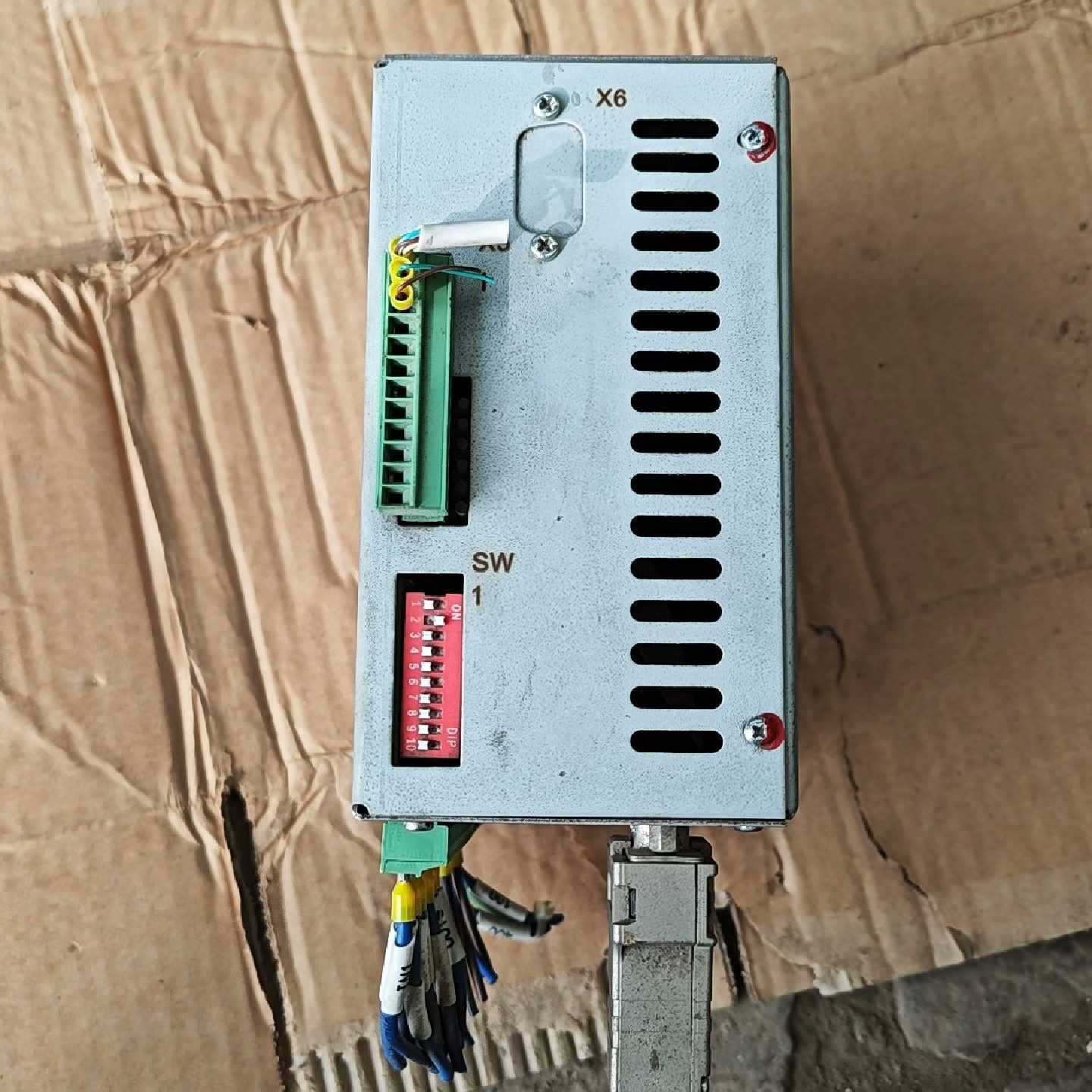 议价德国哈雷控制器HS3-A RS-232,功能包好,成色一般