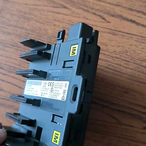溢价-195-7HD10-0XA0模块，99新橙色，