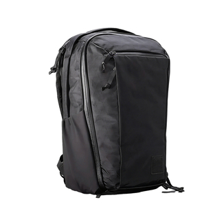 双肩包男士新款商务通勤笔记本电脑包轻便书包户外旅行大容量背包