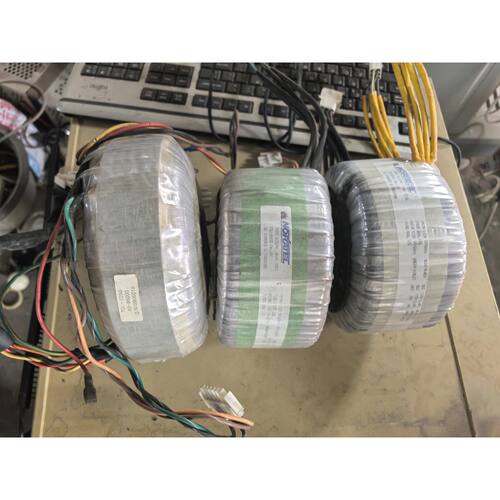 【议价】进口美国箭猪隔离牛输入220V2X115输出可以同时
